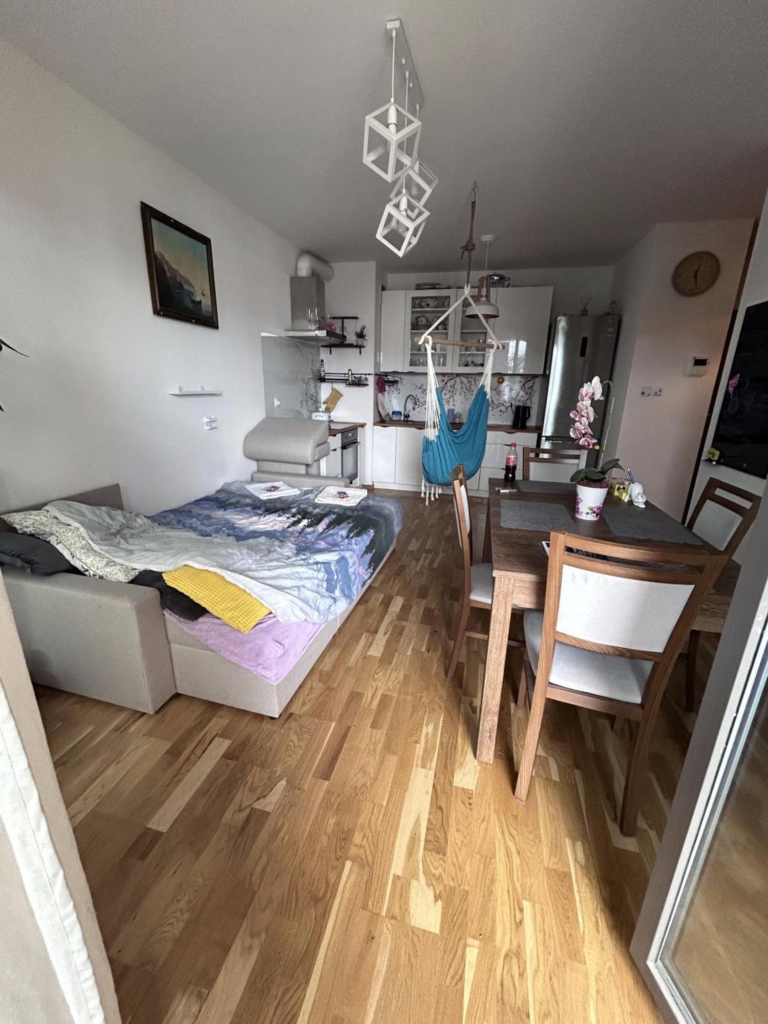 Jasny Apartament Lägenhet